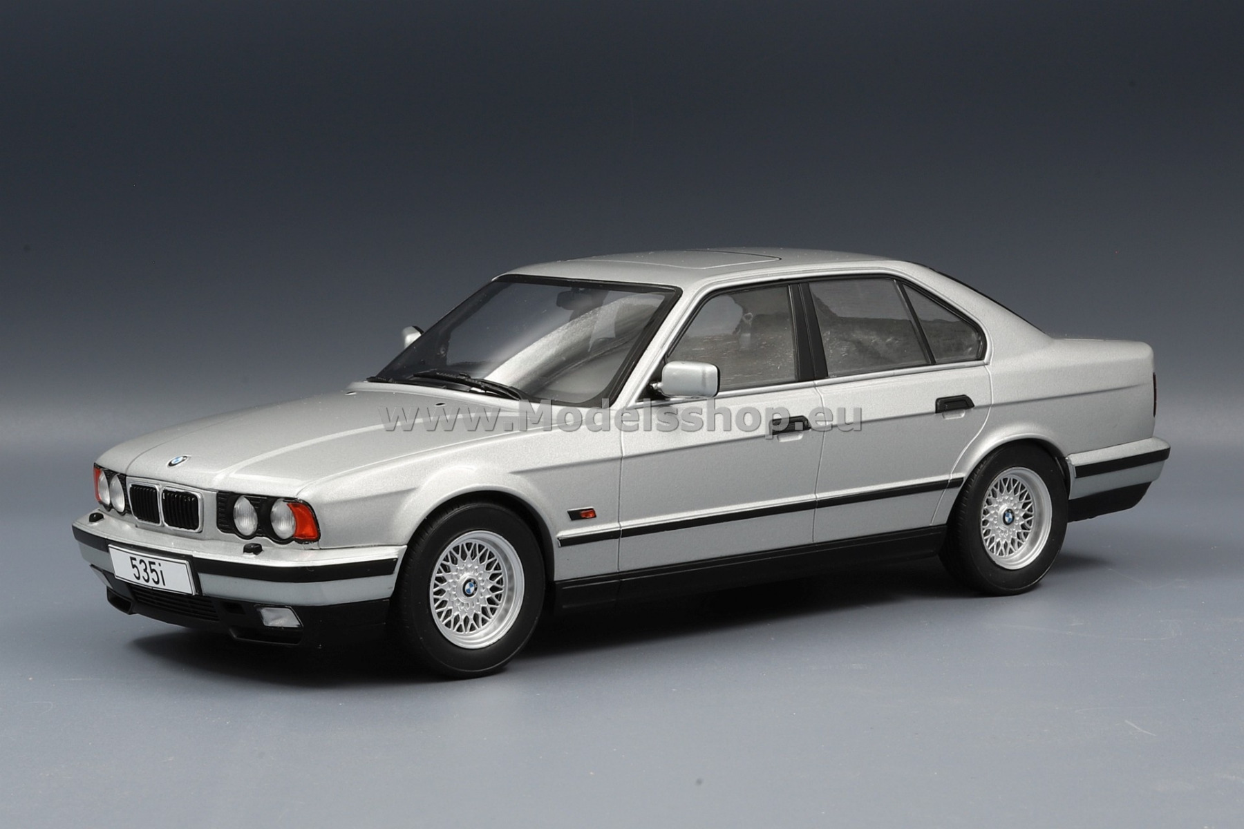 BMW 5-series (E34), 1992 /silver/ BMW 5-series (E34), 1992 /silver/