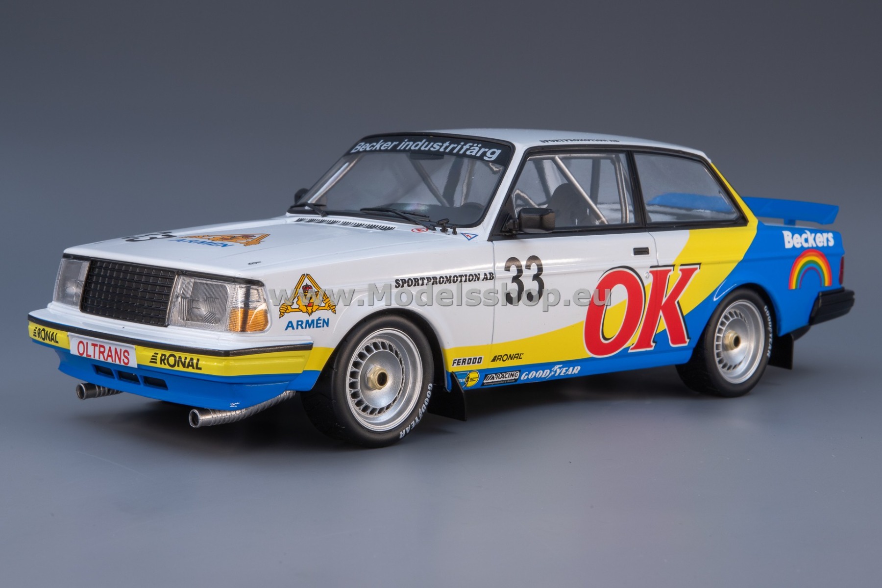 Modèle Réduit 1:18 IXO Volvo 240 Turbo #33 Zolder ETCC 1985 - Andersson/Petersson - Neuf En Boîte
