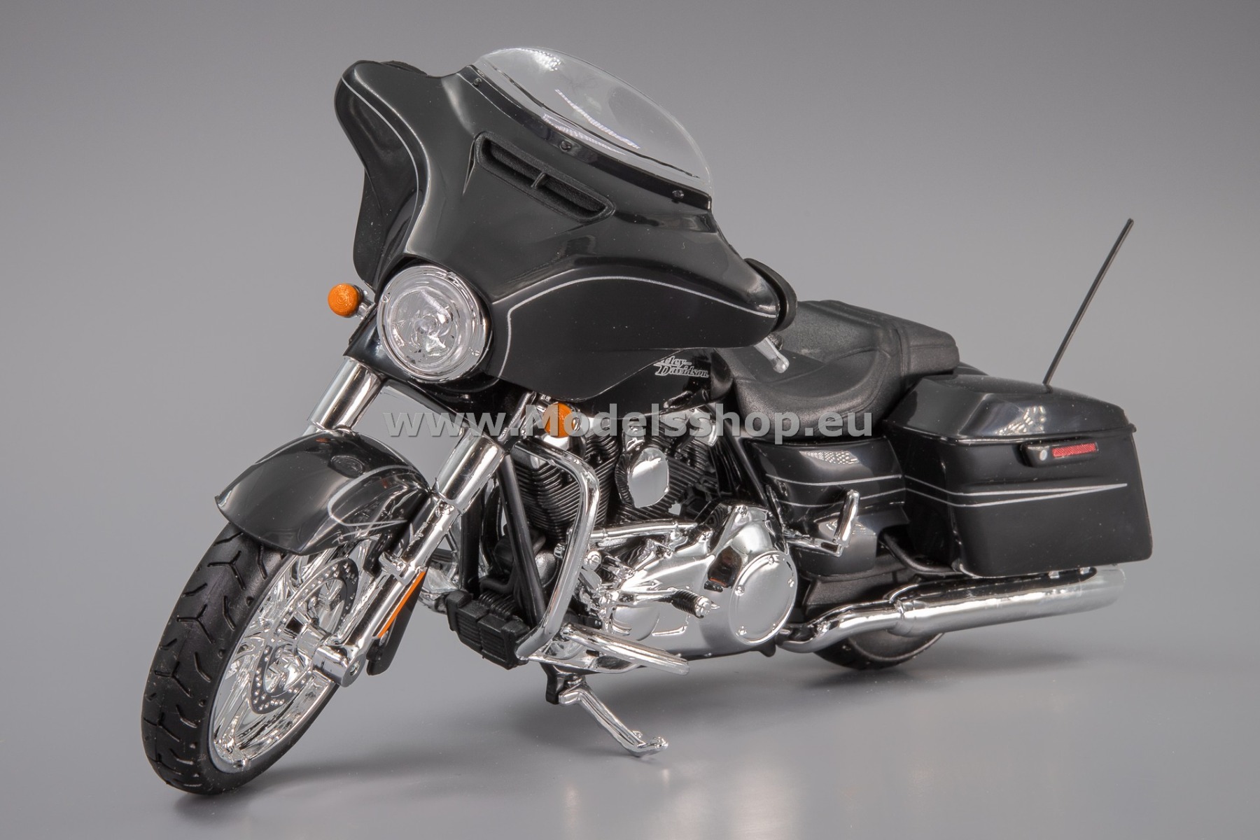 Maisto Harley-Davidson Street Glide Special, 2015 /black/