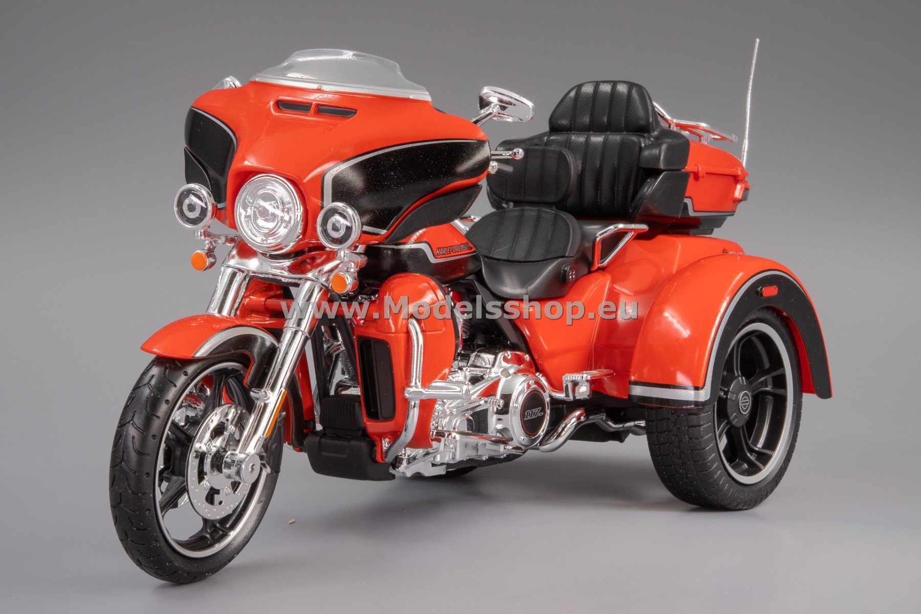 Maisto 1:12 Harley-Davidson CVO Tri Glide Anno Di Costruzione 2021 Rosso Scuro 32337 Modello Auto 32337 090159323372 - Foto 6