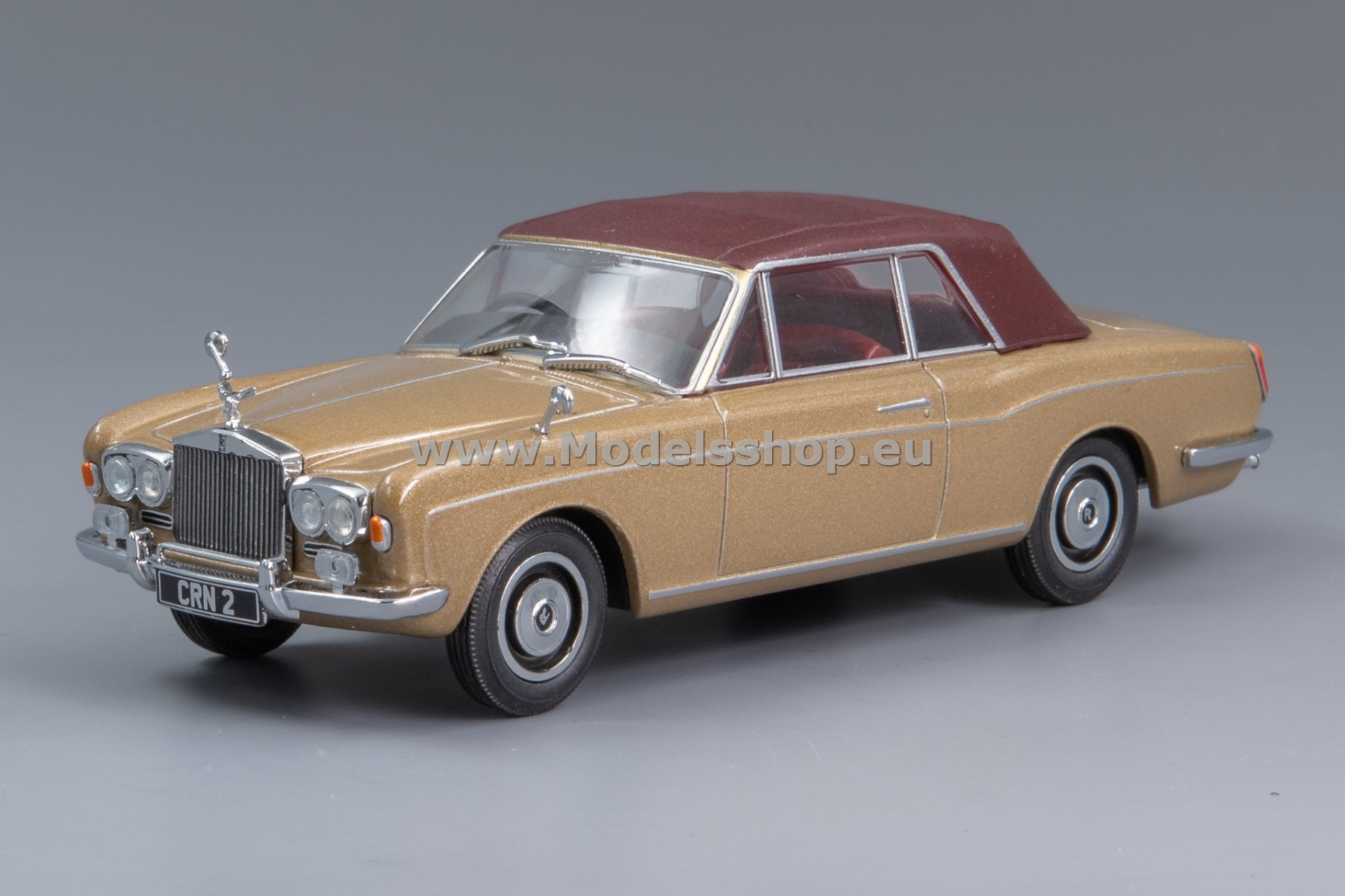 Rolls Royce Corniche Convertible, (closed top), RHD /dark beige