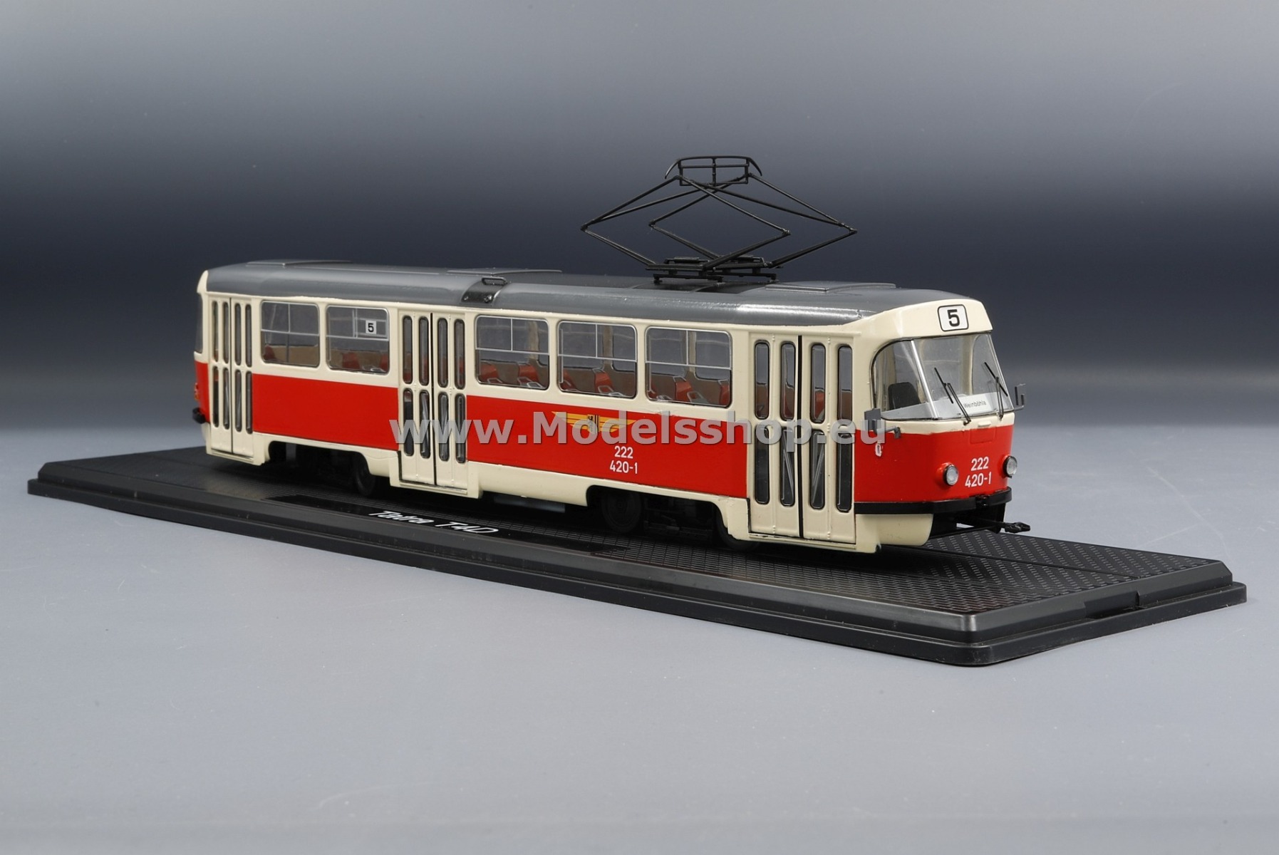 1/43 タトラ ドレスデン 路面電車 トラム Premium ClassiXXs