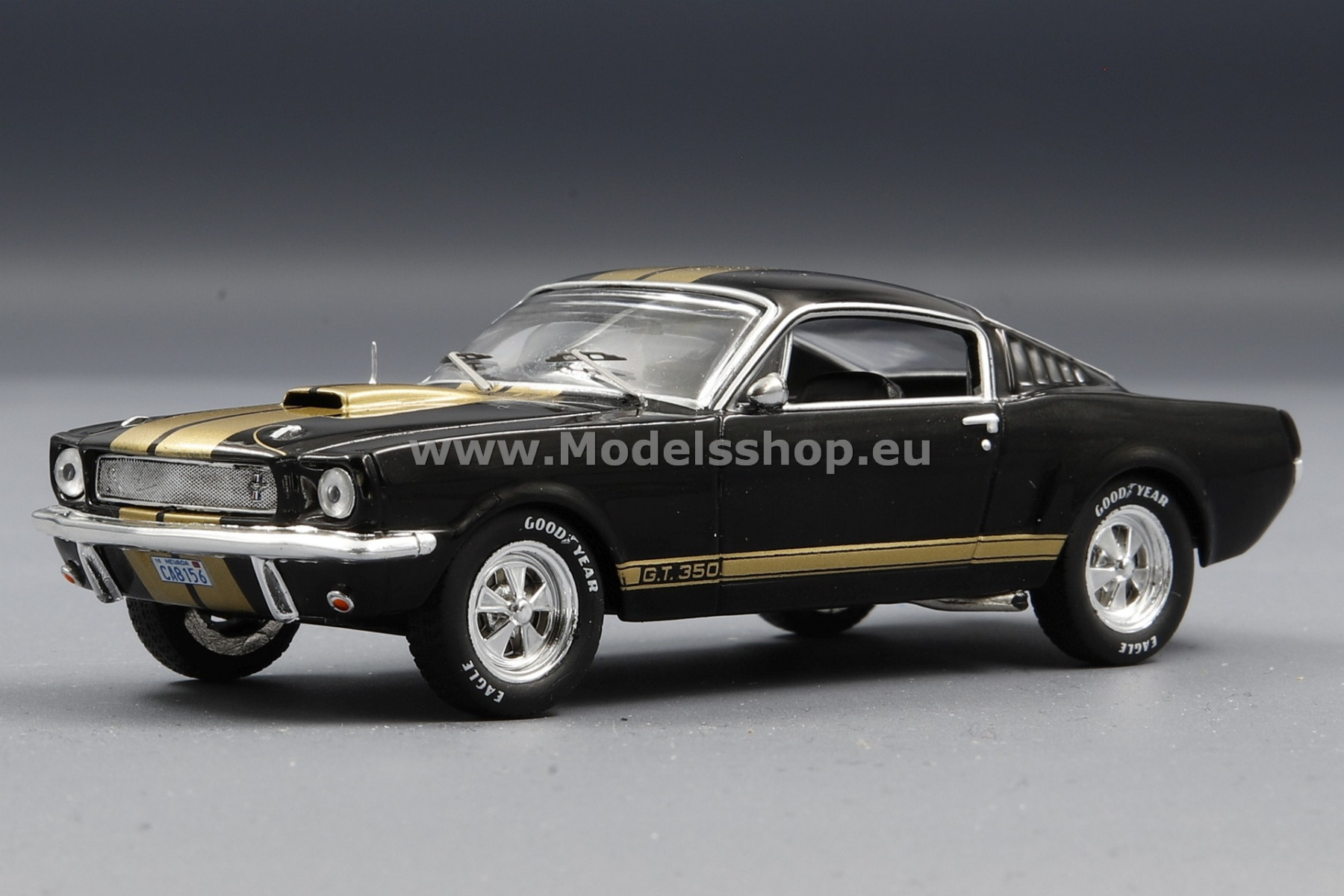 ミニカー1/18 MINT 1965 SHELBY GT350R No.258