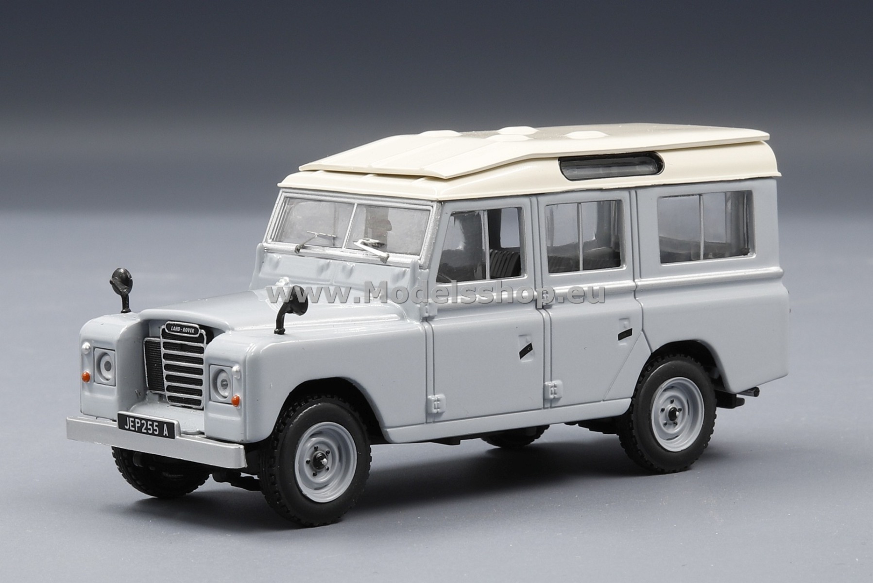 1/18ランドローバー109 シリーズII 1959 ダークグリーン MCG製