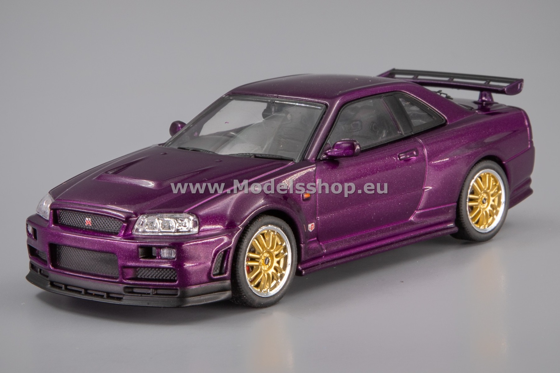 IXO CLC526N.22 Nissan Skyline GT-R (R34) custom, RHD, 2002 /purple