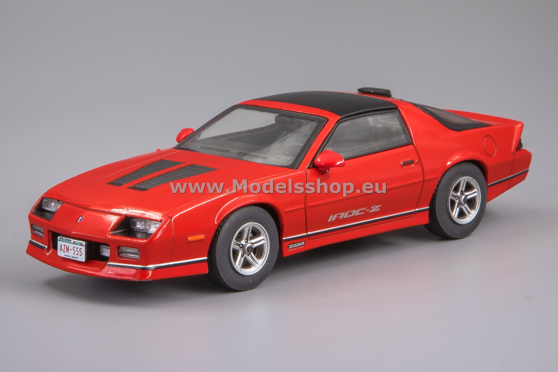  7-Series 1986 Red llic ミニカー IXOCLC562N.22 Chevrolet Camaro IROC-Z, 1986 /red/