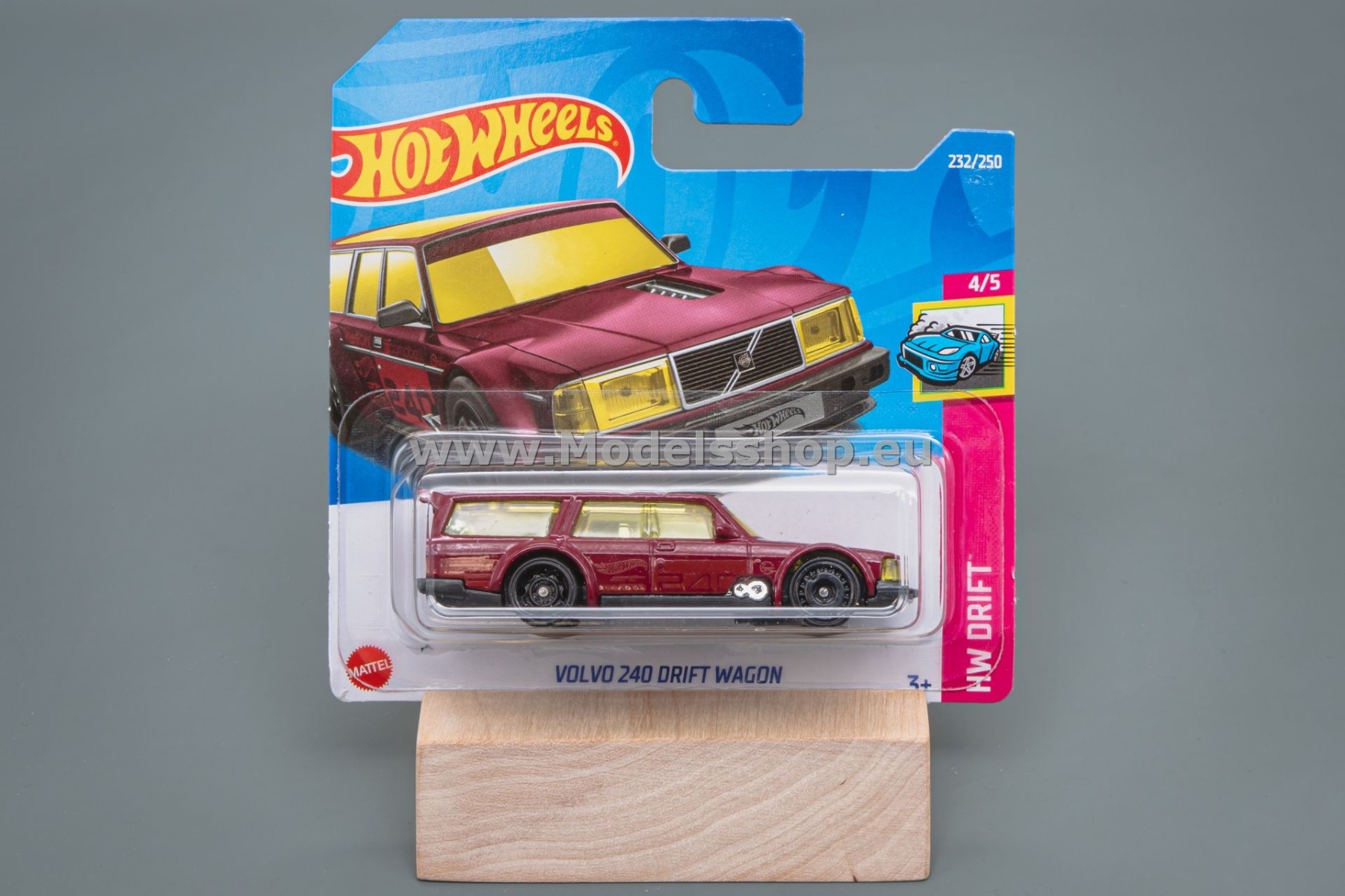 ミニカー Hot Wheels Volvo 240 Drift Wagon Amazon.com: Hot Wheels Volvo 240 Drift Wagon : Toys & Games