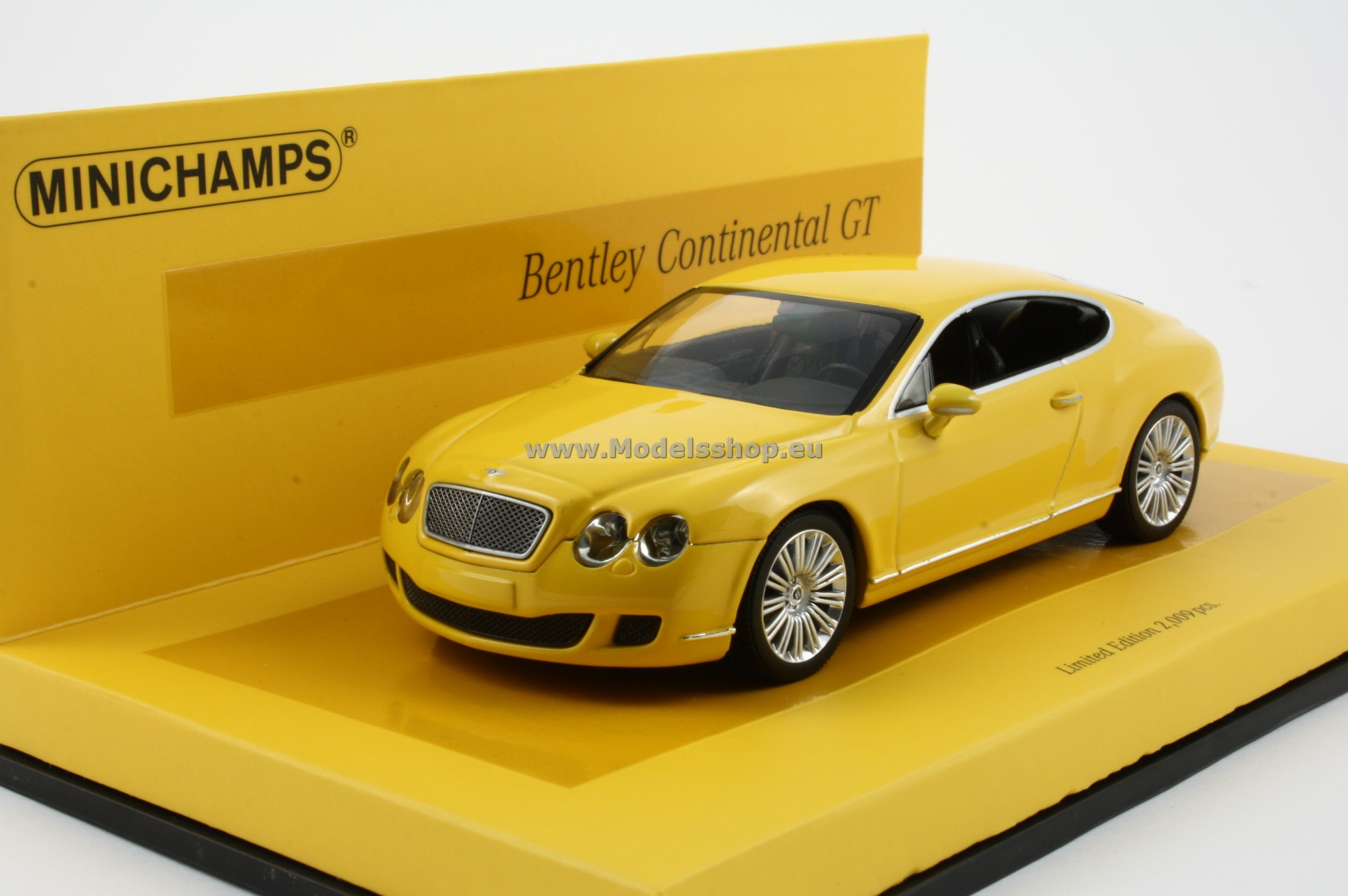 Minichamps 436139601 BENTLEY CONTINENTAL GT - 2008 - YELLOW