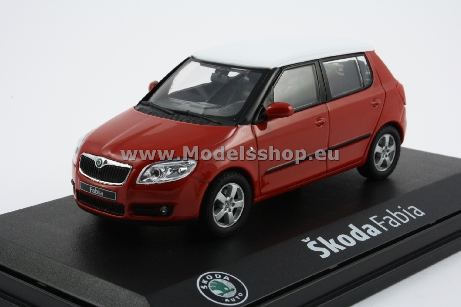 新品本物 Skoda Roof/ White with Corrida /Red II Fabia ミニカー