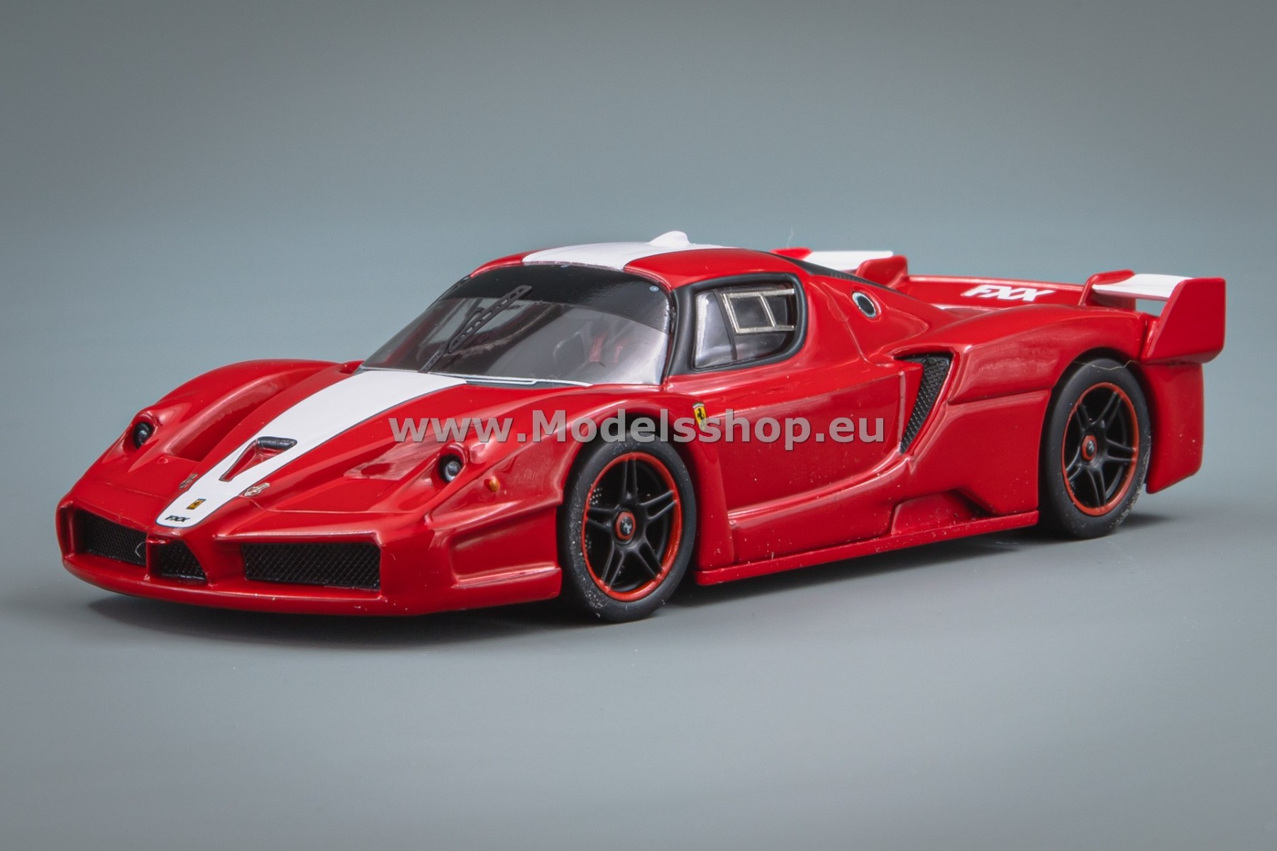 ホットウィール - Hot Wheels FERRARI FXX レッド Amazon.com: Hot Wheels 2008 #33 New Models Ferrari FXX Red 1