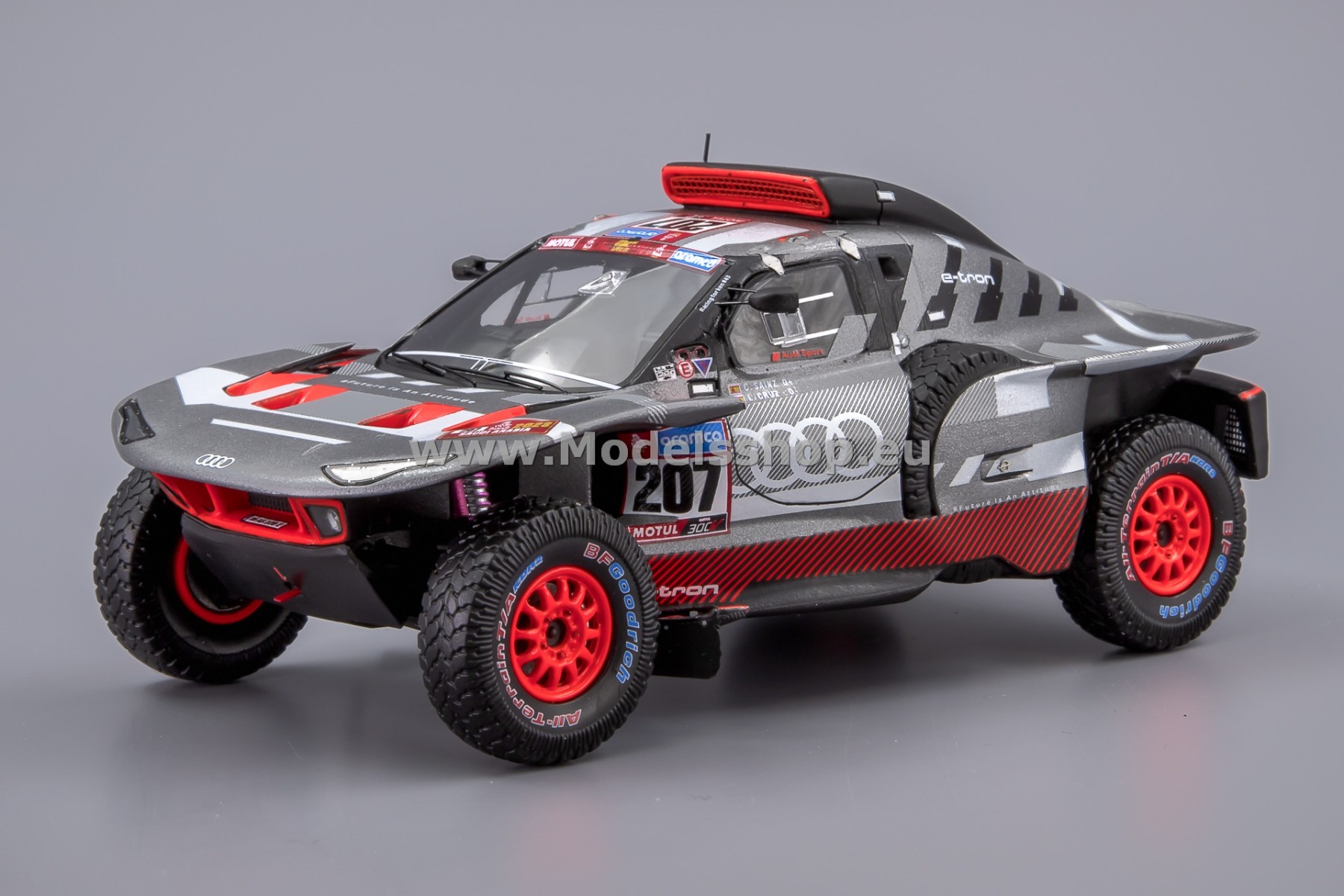 1/43 Dealer Edition 2024 Audi RS Q E-Tron E2 #207 Rallye Dakar Matthias Ekström, Emil Bergkvist Car Model