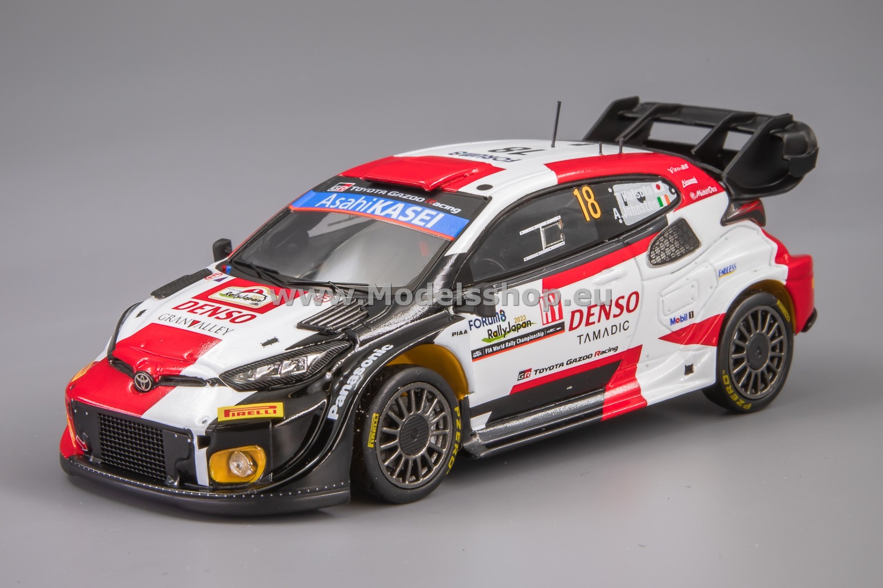 TOYOTA GR YARIS Rally-1 HYBRID ミニカー Amazon.com: Spark - Toy GR Yaris Rally1 Hybrid - Winner