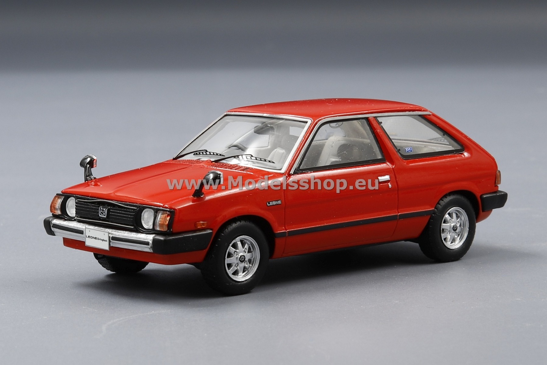 Spark S7358 Subaru Leone Sedan 1.8 1979 /red/