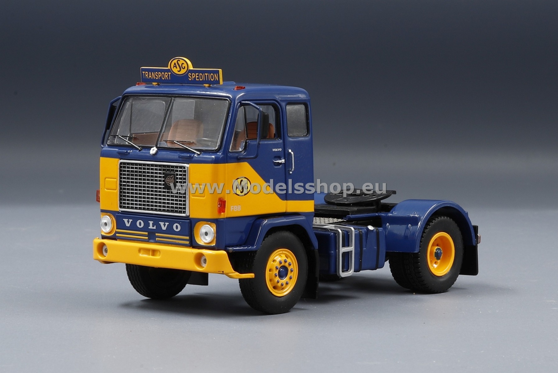 IXO TR034 Volvo F88 tractor truck, 1971, IXO TR034 Volvo F88 tractor truck, 1971,