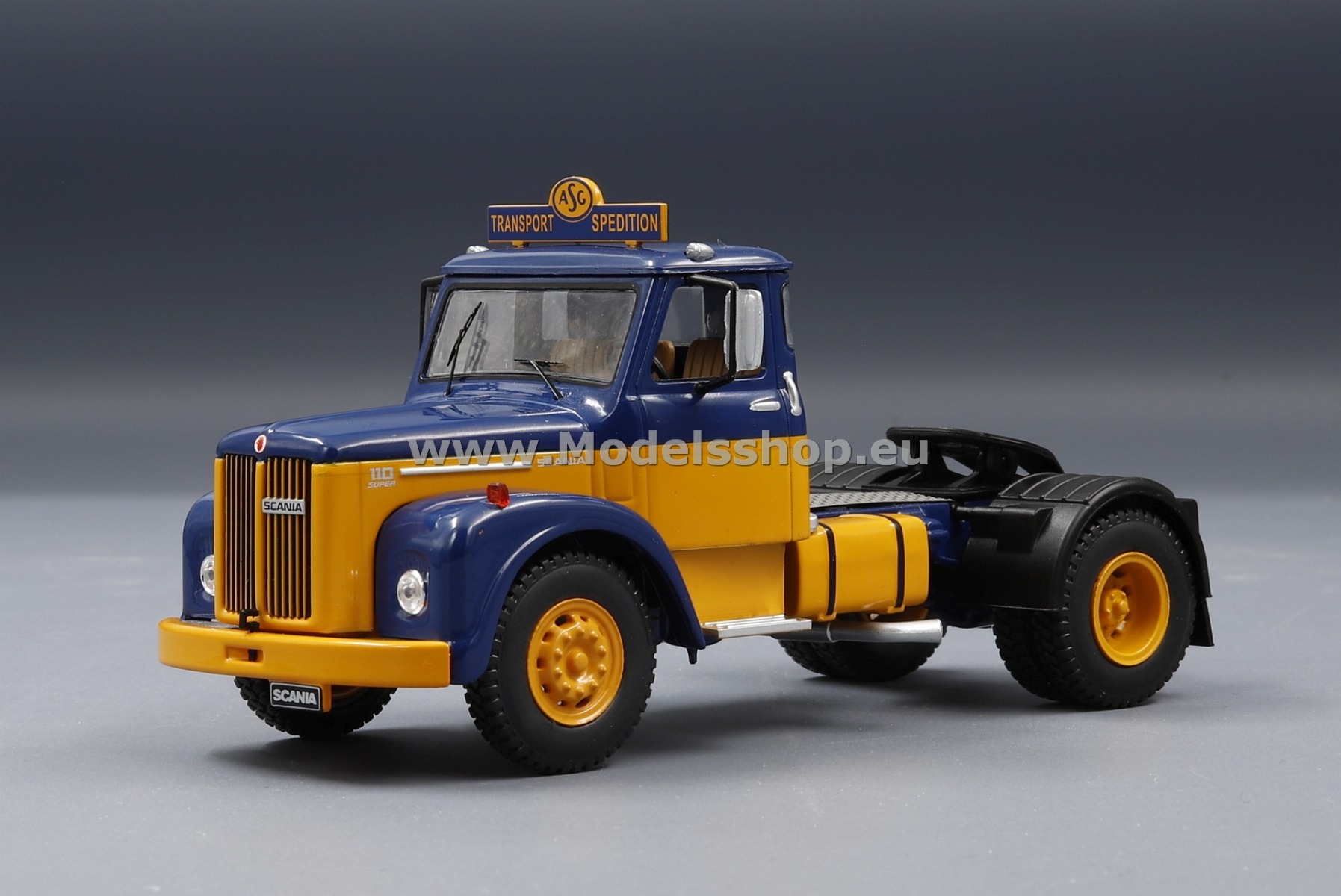 IXO TR122 Scania 110 Super, tractor truck, 1953 