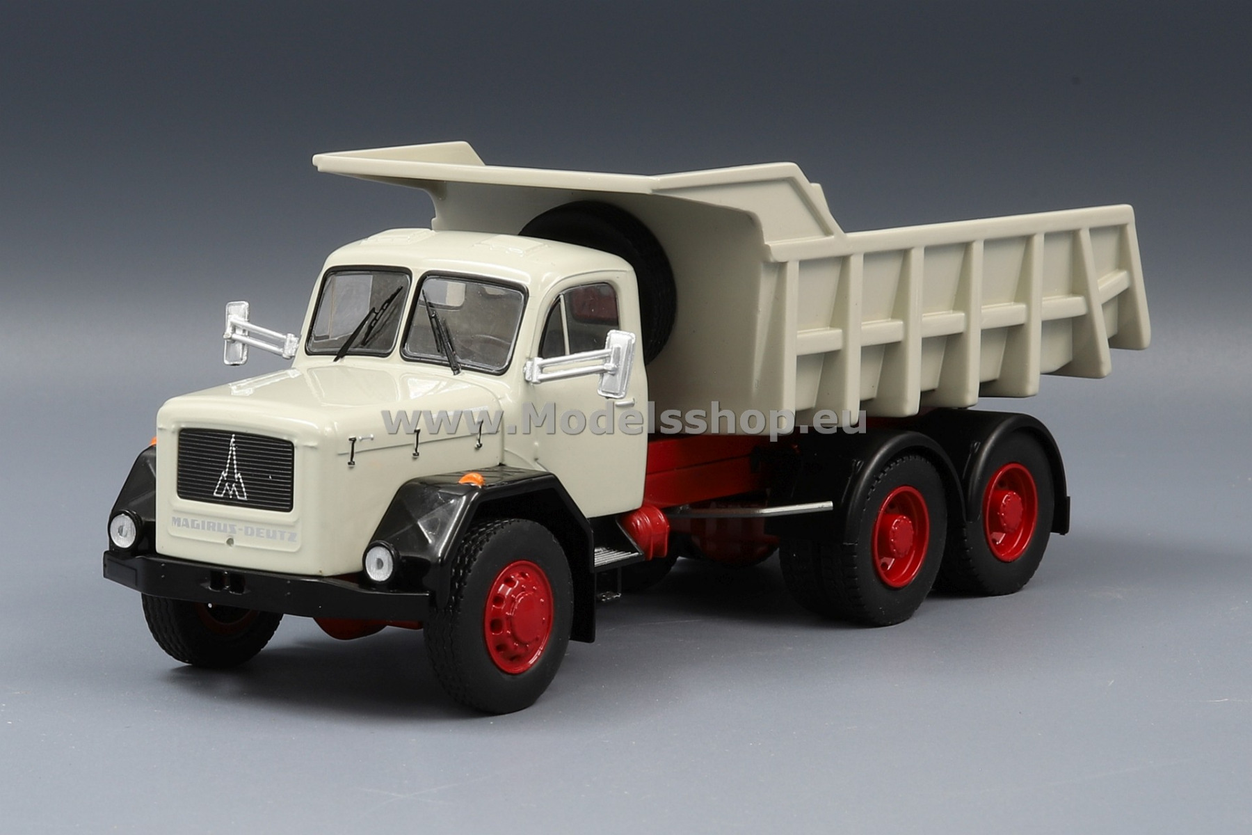 IXO TRUD001 Magirus Jupiter 6x6, dump truck /grey/