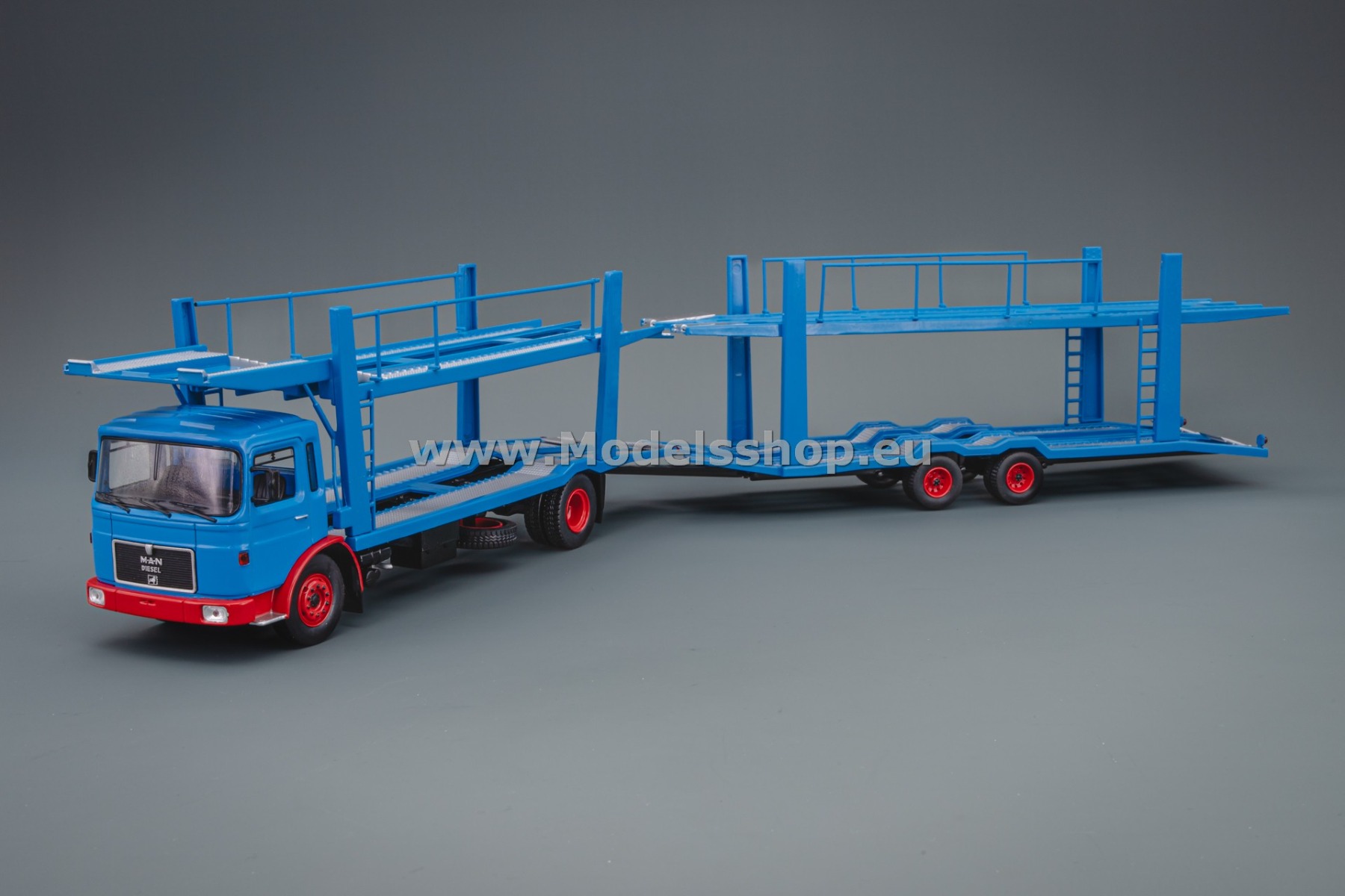 IXOTTRX034 MAN car transporter with trailer, 1970 /blue - red/